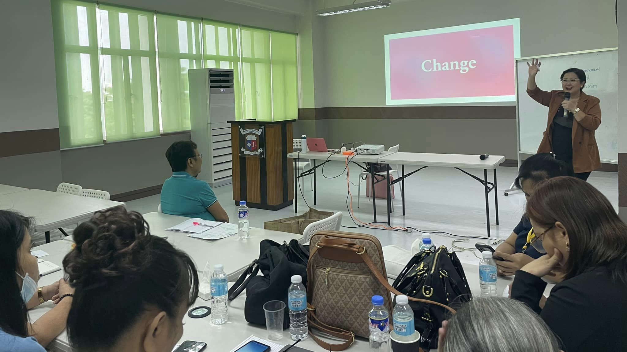 Dean Rhea Rowena Apolinario facilitates workshop on Change Management for PLAI-NCRLC